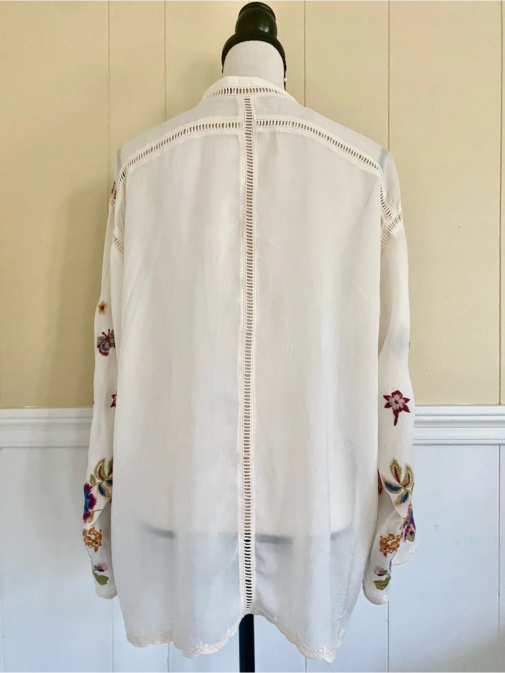 Johnny Was Multicolor Floral & Butterfly Embroidery Blouse - Picture 5 of 16